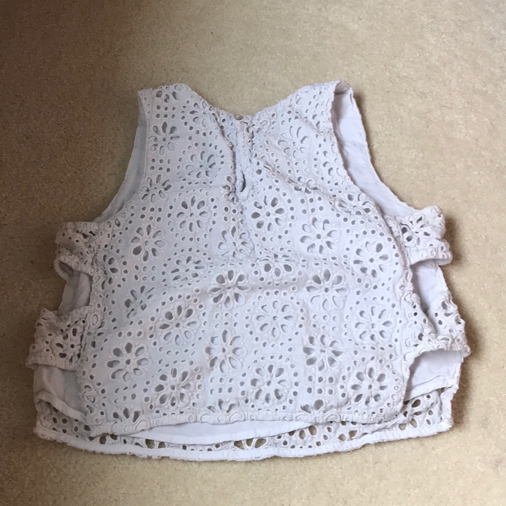 A&F White crop top